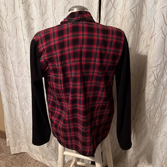 Red and Black cardigan. Size Large - Picture 2 of 5
